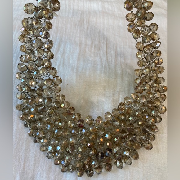 Aldo Arvan Crystals Mesh Cluster Bib Statement Necklace - Picture 2 of 12